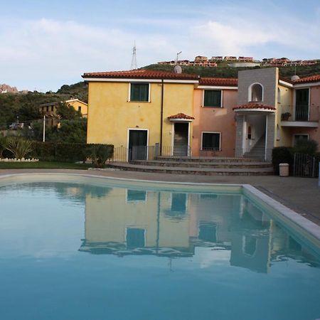 דירות Santa Maria La Residenza Delle Terme Di Casteldoria מראה חיצוני תמונה